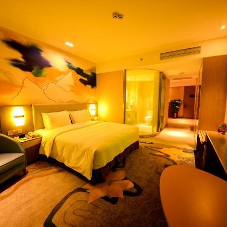 Holiday Inn Express Lhasa Potala Palace, An Ihg Hotel Εξωτερικό φωτογραφία