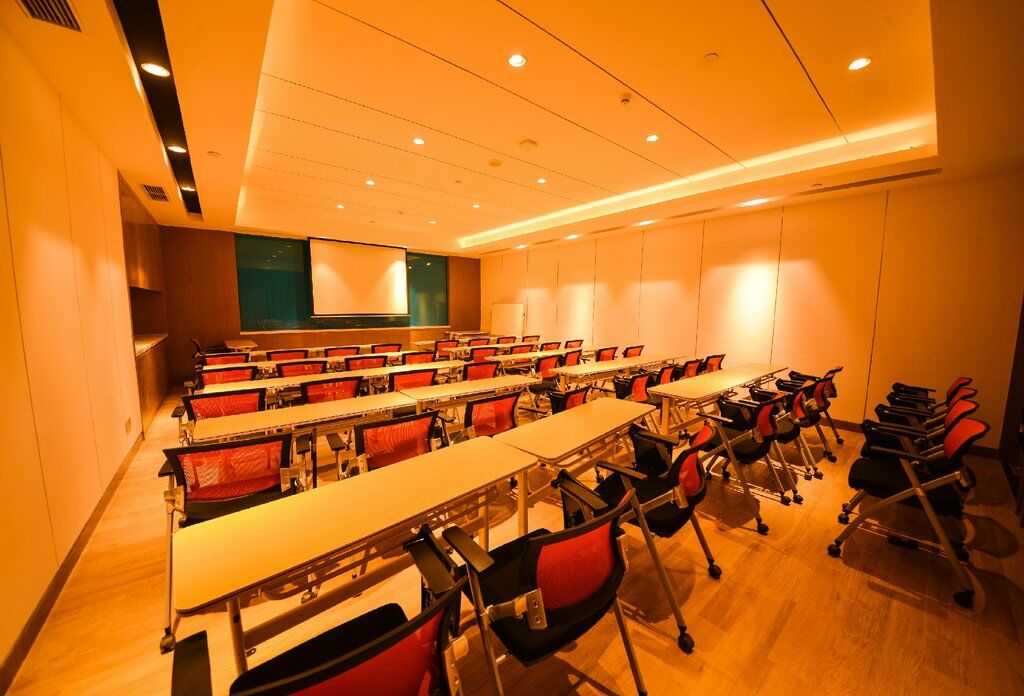 Holiday Inn Express Lhasa Potala Palace, An Ihg Hotel Εξωτερικό φωτογραφία