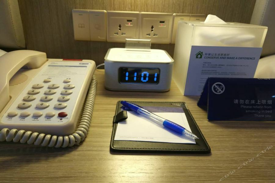 Holiday Inn Express Lhasa Potala Palace, An Ihg Hotel Εξωτερικό φωτογραφία